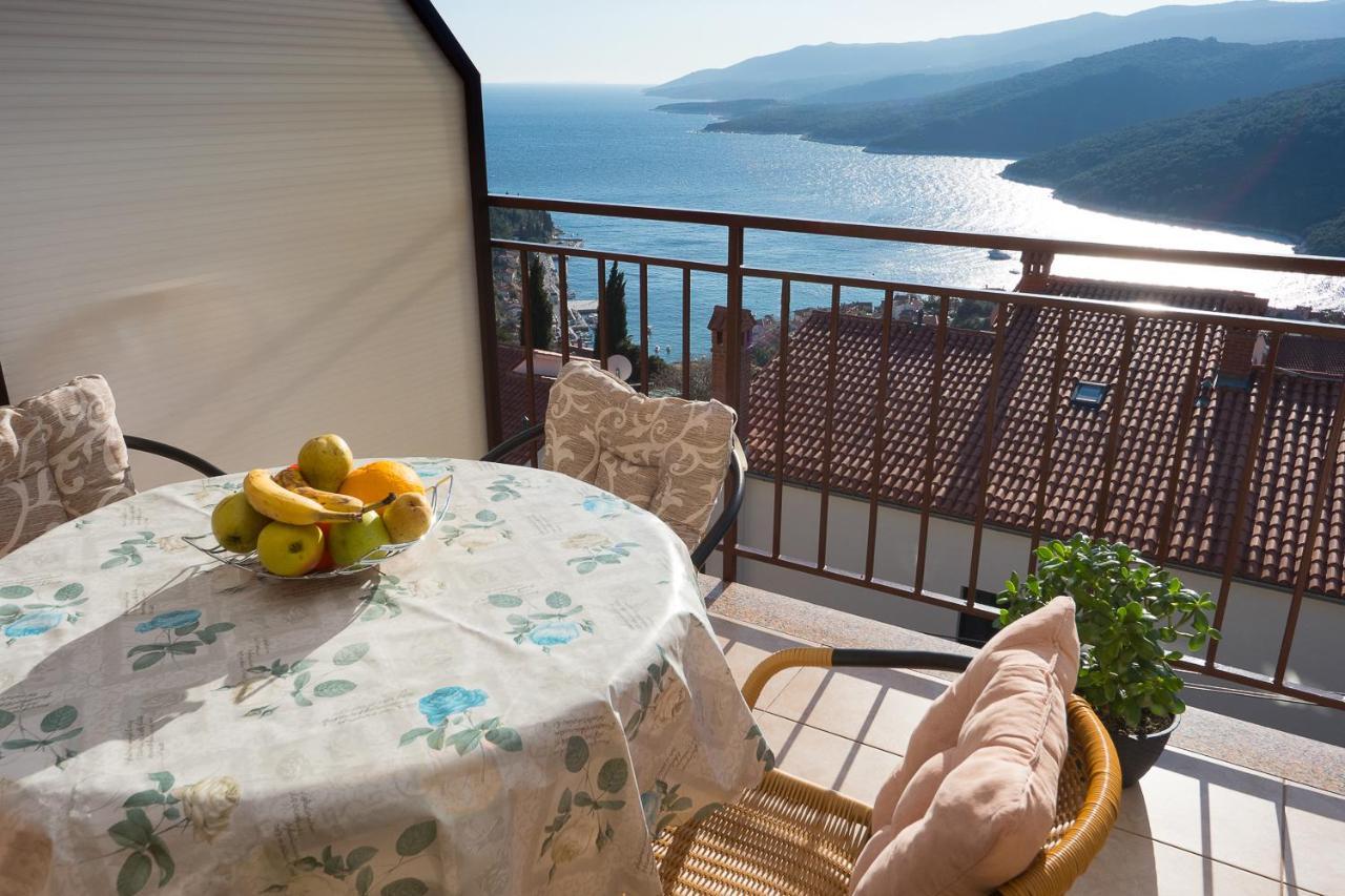Apartment Roce Rabac Eksteriør bilde